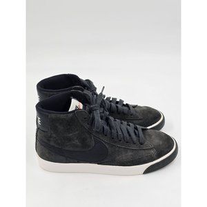 Nike Black and White Women's Sneakers